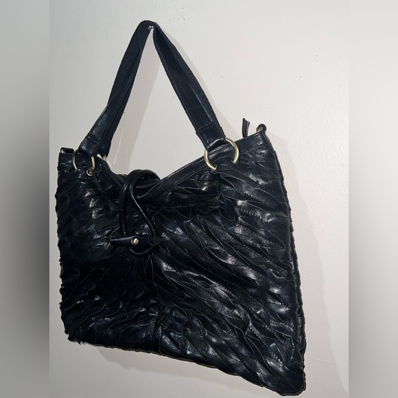 AmeriLeather Genuine Leather Convertible Tote- Black - Picture 3 of 9